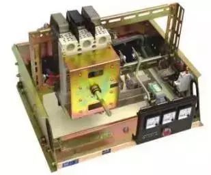 低電壓開(kāi)關(guān)柜不同類型型號(hào)！