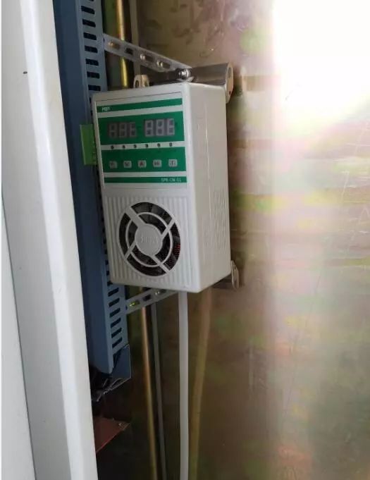 如何防潮和除濕海上電力設(shè)備(高電壓開關(guān)柜)？