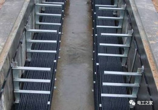 一條完成開關(guān)柜安裝，電纜橋架施工，電纜敷設(shè)及布線施工，照明配電箱施工