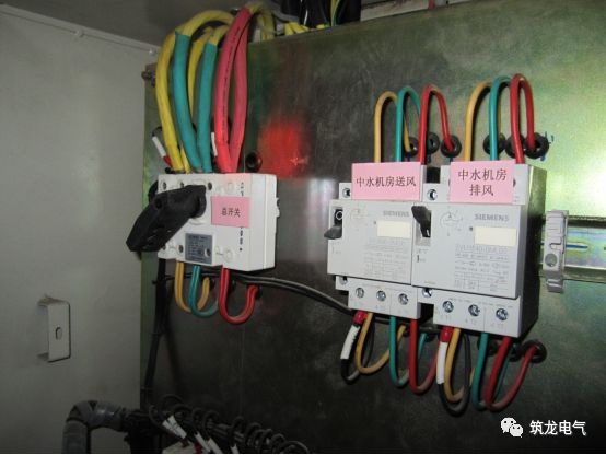《建筑電氣工程施工質(zhì)量驗收規(guī)范》GB50303-2015 配電箱(機柜)安裝詳細說明！