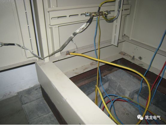 《建筑電氣工程施工質(zhì)量驗收規(guī)范》GB50303-2015 配電箱(機柜)安裝詳細說明！