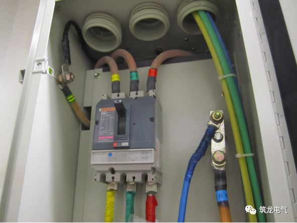 《建筑電氣工程施工質(zhì)量驗收規(guī)范》GB50303-2015 配電箱(機柜)安裝詳細說明！