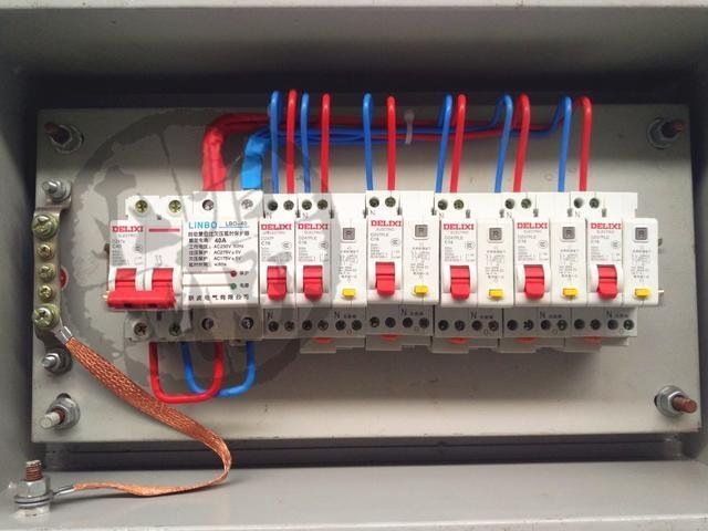 Home 配電箱，應(yīng)該分成幾個電路，每個電路開關(guān)如何選擇